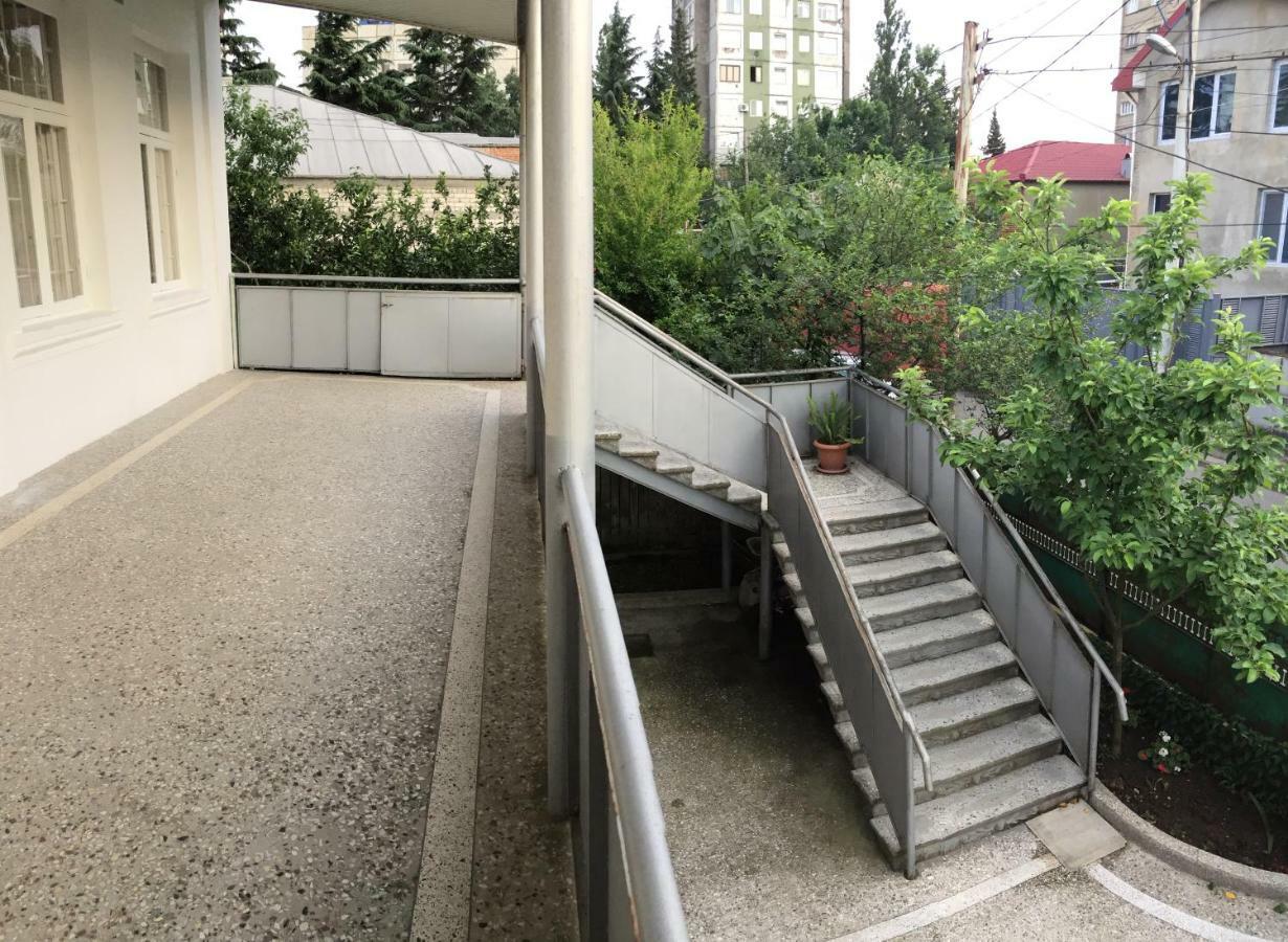 Host N1 Kutaisi Exterior foto